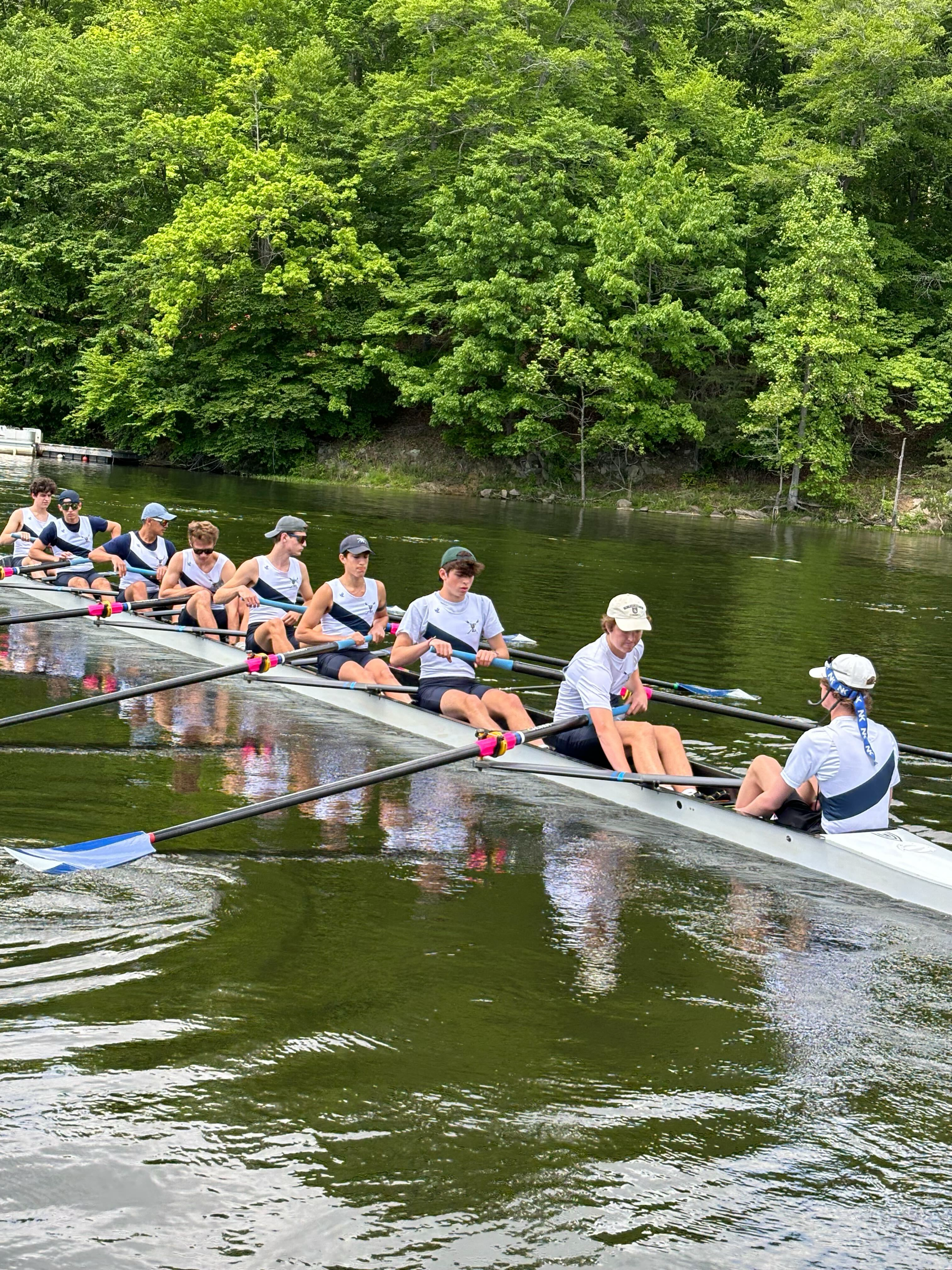 Join W-L’s ‘Learn-To-Row’ Camps This Summer