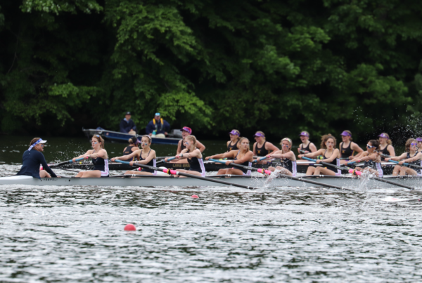 Girls in an 8 boat