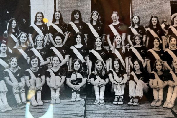 1975 W-L Women's Crew Team
